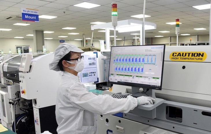 Las inversiones extranjeras directas en Vietnam continúan su ritmo de crecimiento