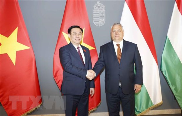Vietnam felicita a Hungría por el Día de fundación de su Estado