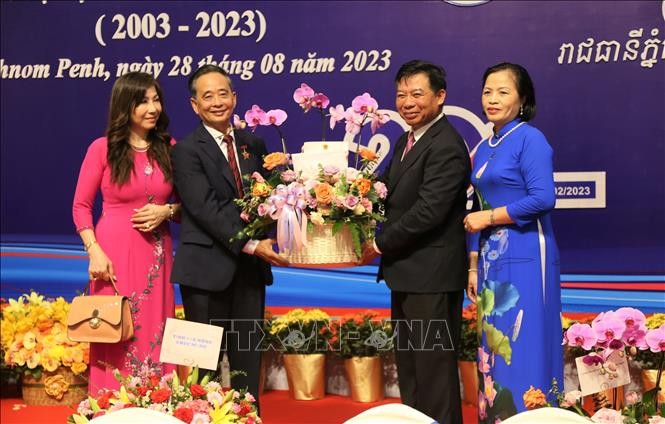 Se conmemoran 20 años de la Asociación Jemer-Vietnam