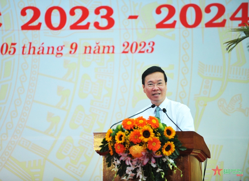 El Presidente de Vietnam anima a alumnos étnicos de Gia Lai a lograr buenos resultados académicos en el nuevo año escolar