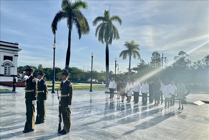 Siguen fortaleciendo la especial relación Vietnam – Cuba