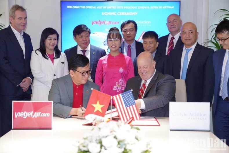 Vietjet y Carlyle Group firman patrocinio de aviones por valor de 550 millones de dólares