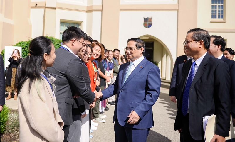 Cooperación educativa con Estados Unidos ayuda a Vietnam a cumplir objetivos de desarrollo sostenible, afirma primer ministro