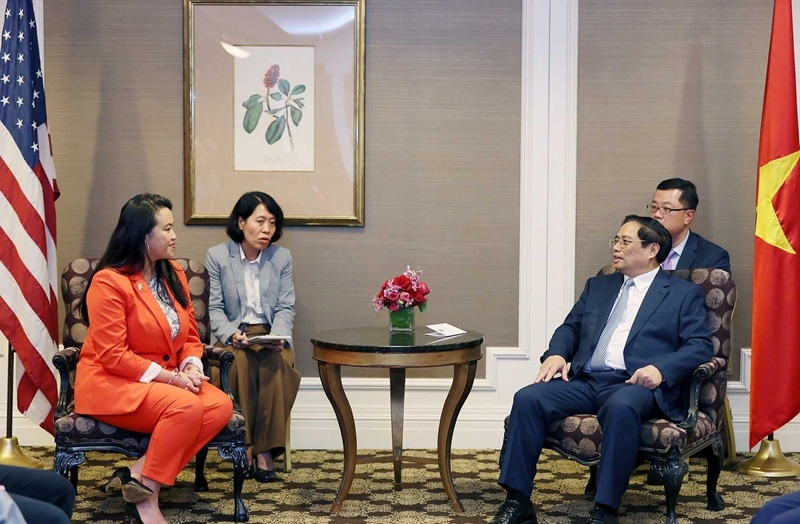 Reforzar la cooperación y buscar oportunidades de inversión y negocio entre Vietnam y Estados Unidos