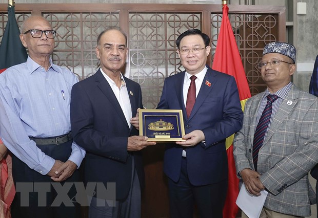 Vietnam y Bangladesh estrechan sus relaciones amistosas