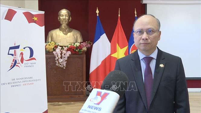 El embajador de Vietnam en Francia revisa 10 años de la asociación estratégica binacional