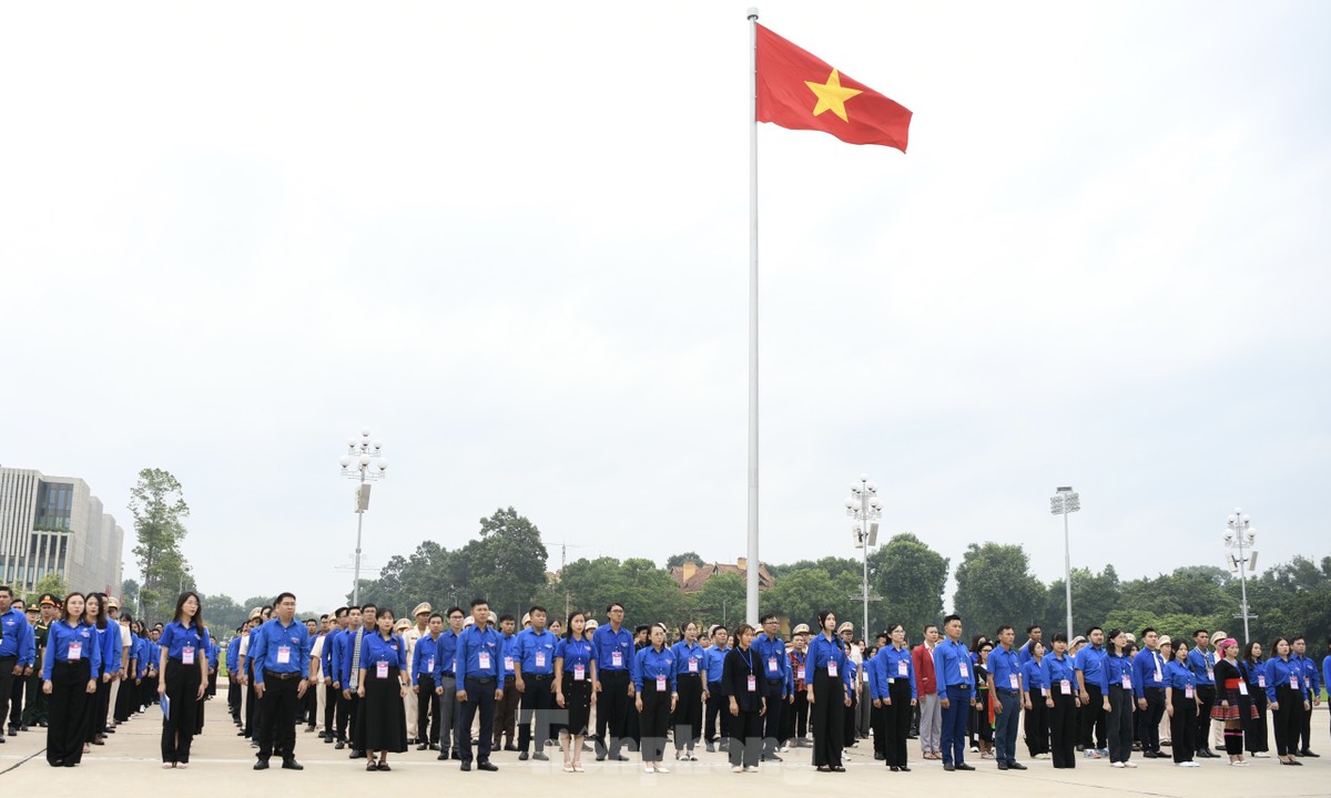 El Congreso Juvenil Avanzado sigue las palabras del presidente Ho Chi Minh