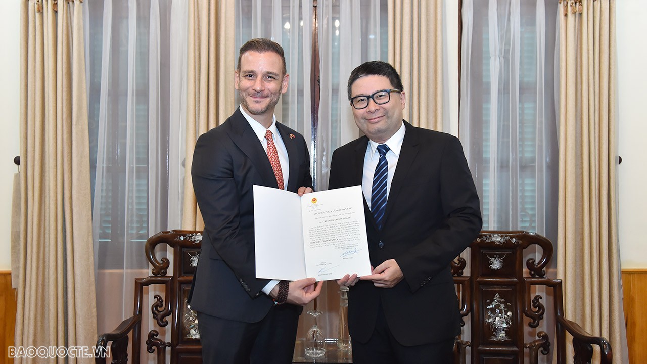 Entrega beneplácito al Cónsul Honorario de Armenia en Ciudad Ho Chi Minh