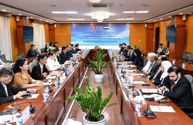 Quinta reunión del Comité Intergubernamental Vietnam-EAU