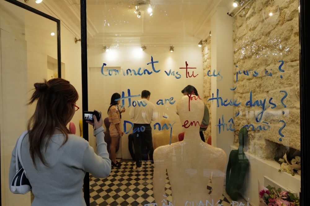 Palacio real francés alberga instalación de artista visual vietnamita