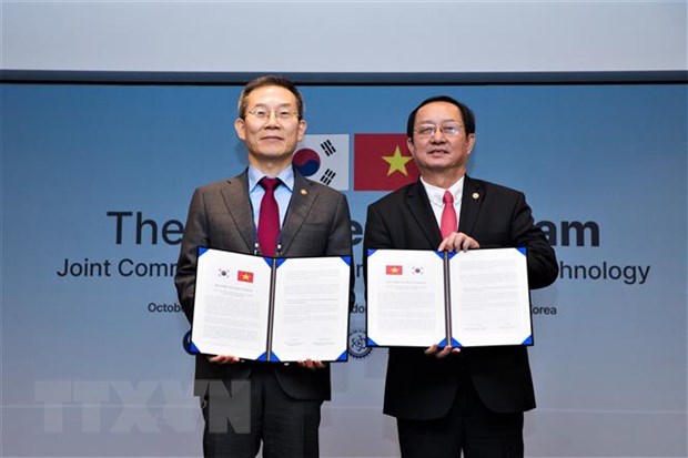 Vietnam y Corea del Sur estrechan cooperación en materia de ciencia y tecnología