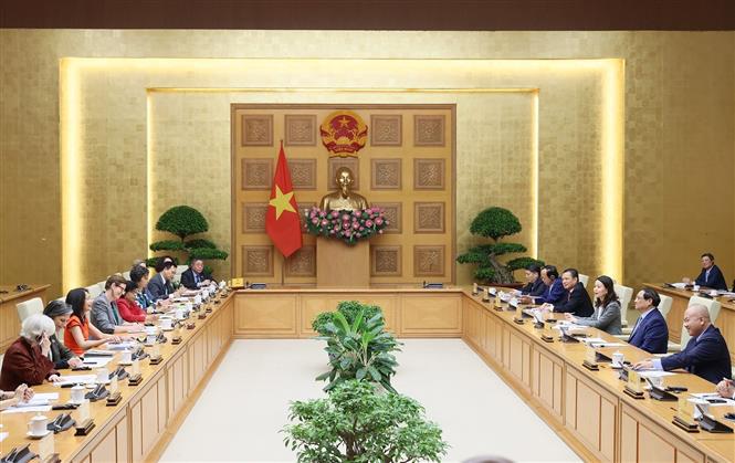 Reiteran posición de Vietnam como miembro responsable de comunidad internacional