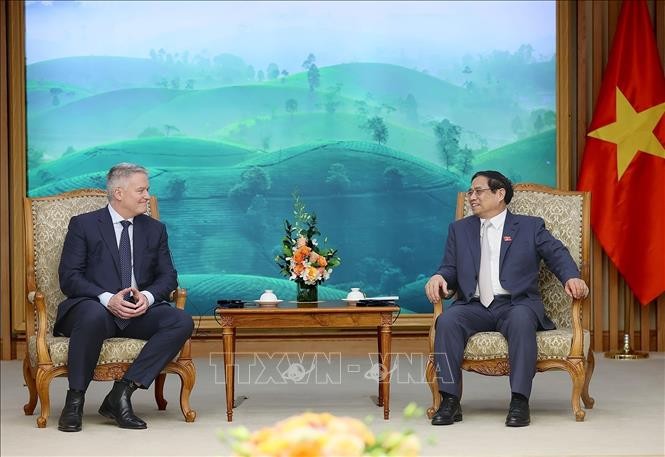 Premier vietnamita expresa interés de recibir apoyo de OCDE para captar inversiones de calidad