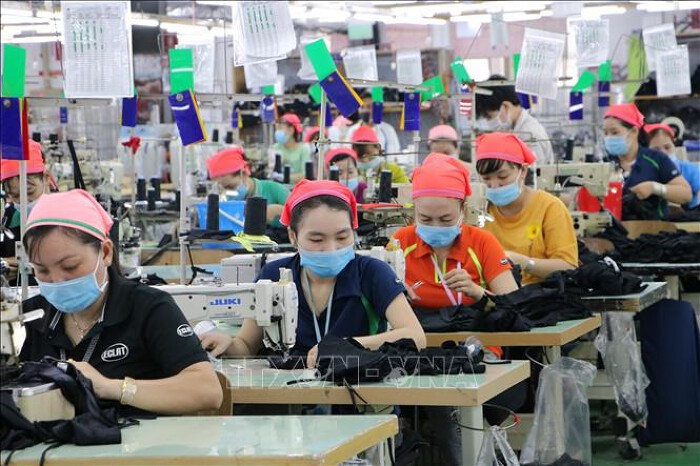Dong Nai registra un superávit comercial de 4800 millones de dólares en diez meses