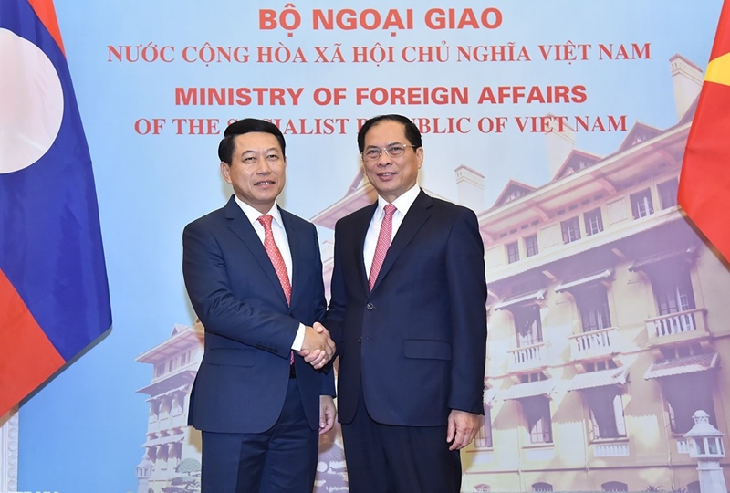 Vietnam y Laos realizan la décima consulta política a nivel de Ministro de Relaciones Exteriores