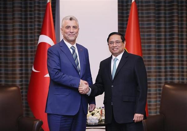 Premier vietnamita recibe al ministro turco de Comercio