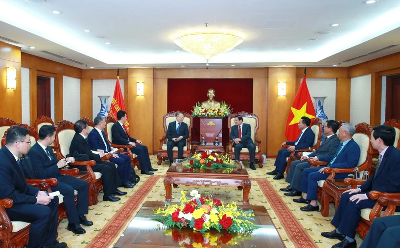 Partidos Comunistas de Vietnam y China estrechan su colaboración en la lucha contra corrupción