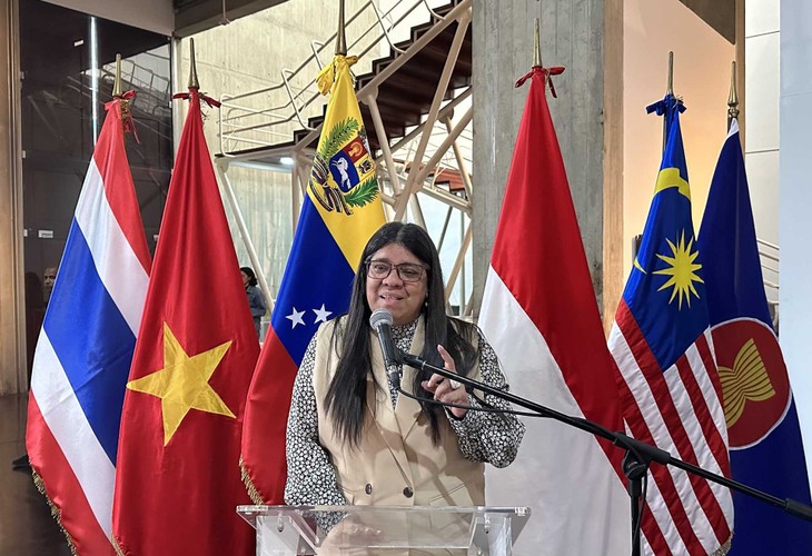 Día de la ASEAN en Venezuela presentación de la identidad cultural y el pueblo de la comunidad del Sudeste Asiático