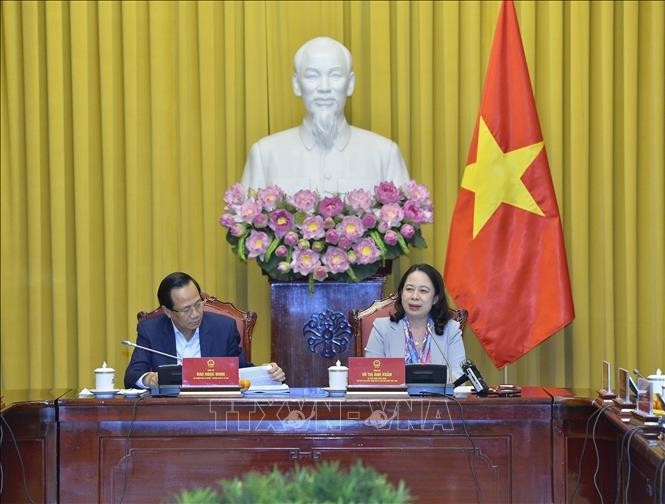 Vicepresidenta vietnamita pide un mejor cuidado para infantes