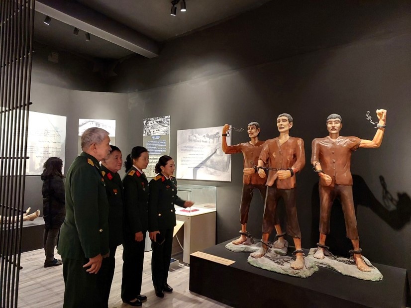 Exposición destaca la primera generación de revolucionarios vietnamitas