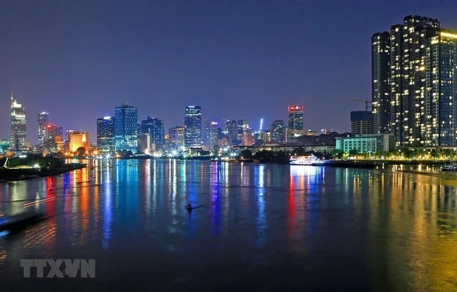 Medio malasio evalúa de “positiva” perspectiva económica de Vietnam