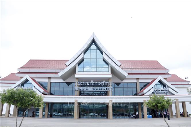 Laos subirá la categoría del aeropuerto Nong Khang construido por Vietnam