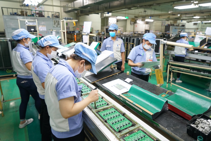 Estados Unidos está dispuesto a brindar apoyo político a Vietnam en industria de semiconductores, dice consejera económica estadounidense