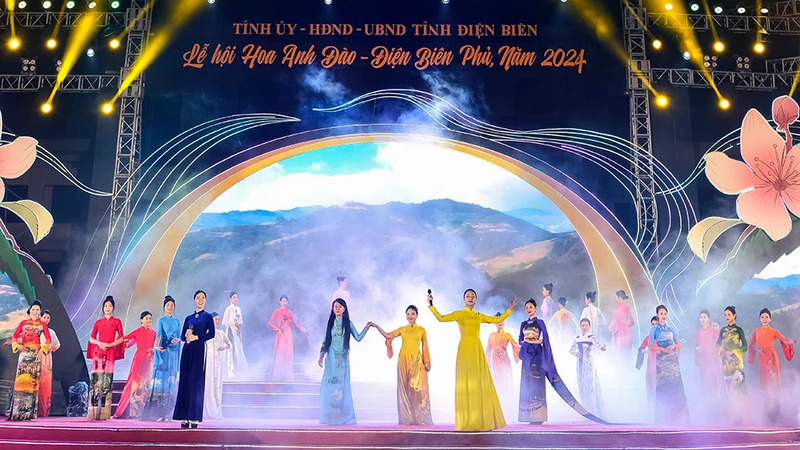 Colección de ao dai de la talentosa diseñadora vietnamita Vu Thao Giang