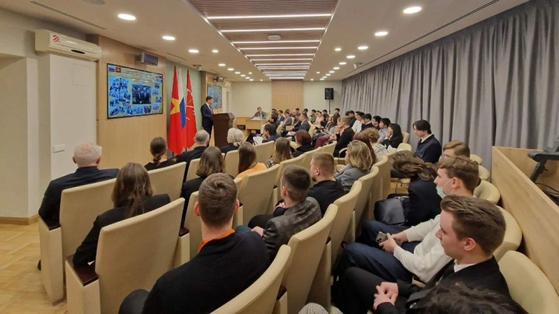 Seminario en San Petersburgo sobre las relaciones entre Vietnam y Rusia