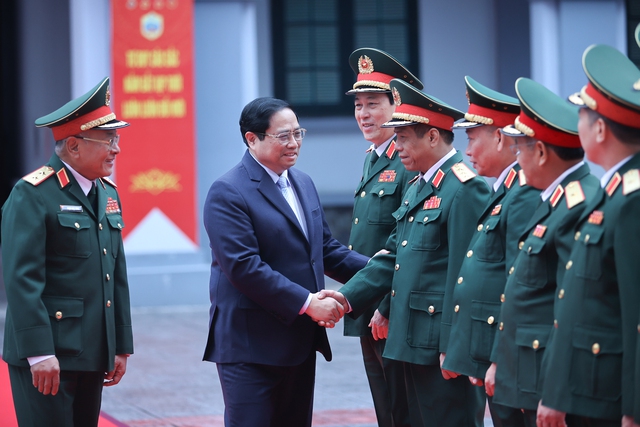 Primer Ministro visita el Departamento General de Inteligencia del Ministerio de Defensa