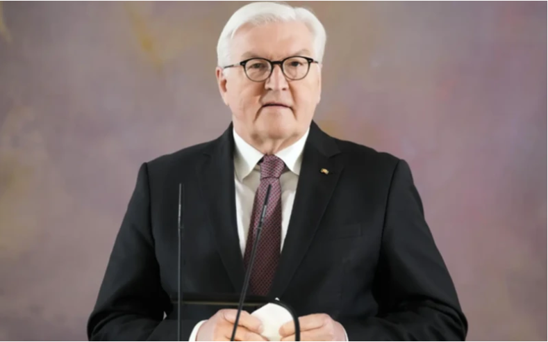 Llega el presidente alemán Frank-Walter Steinmeier a Vietnam
