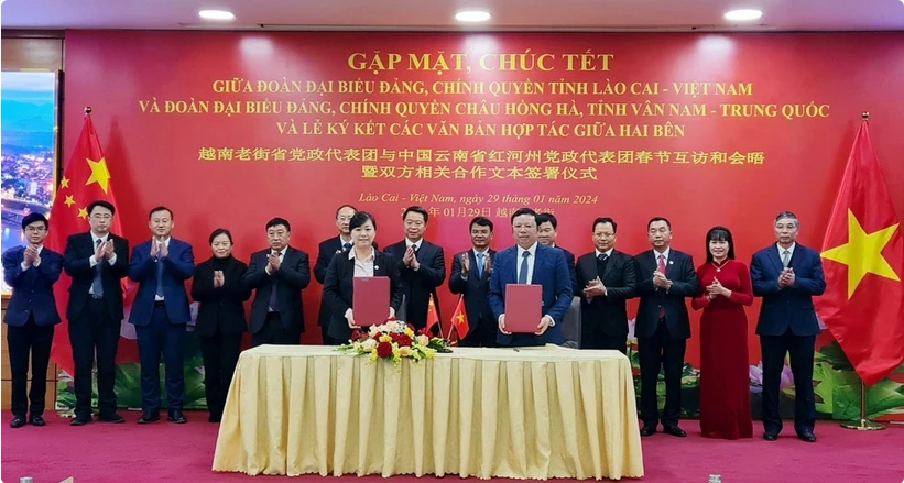 Forjan nexos entre provincia vietnamita de Lao Cai y socios chinos