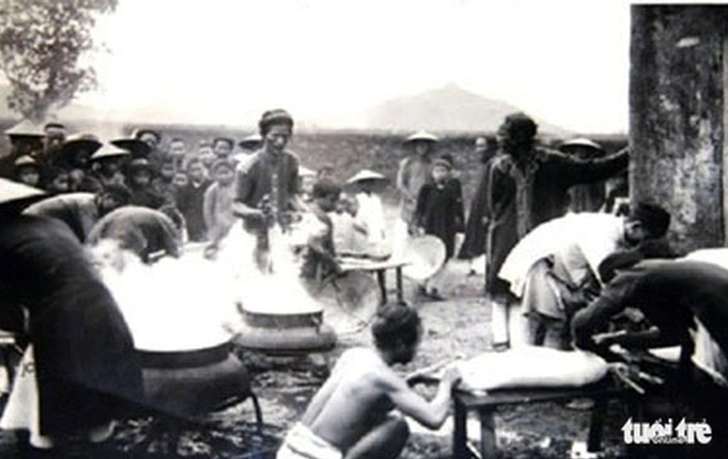 ¿Cómo celebraban los reyes y mandarines de la dinastía Nguyen el Tet en el antiguo palacio real