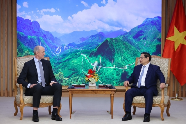 El primer ministro vietnamita recibe al presidente y director general de Siemens