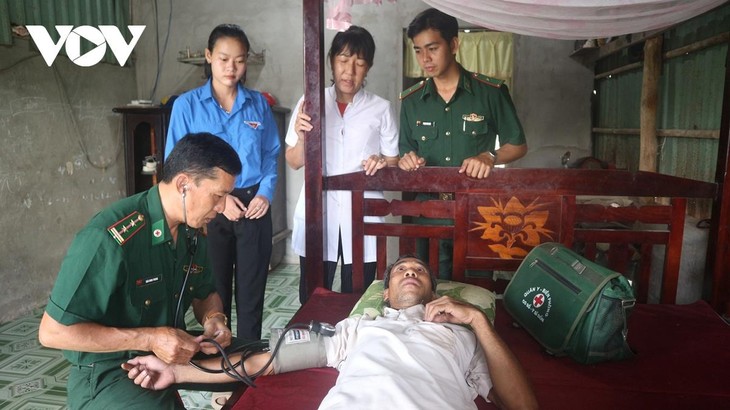 Cuidar y proteger la salud de las personas la máxima prioridad de Vietnam