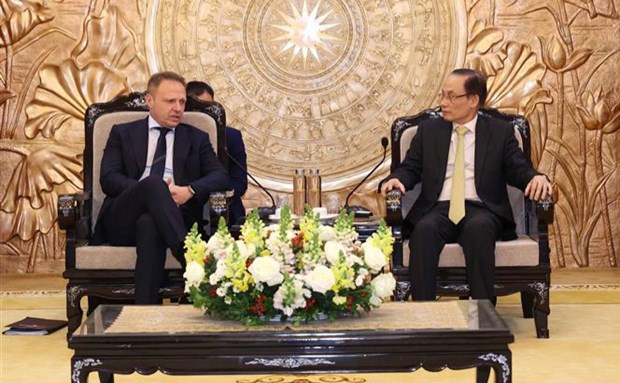 Vietnam otorga prioridad a la asociación estratégica con Italia