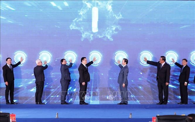 Presidente del Parlamento asiste a la inauguración de primera fase de parque industrial, urbano y de servicios Becamex VSIP Binh Dinh