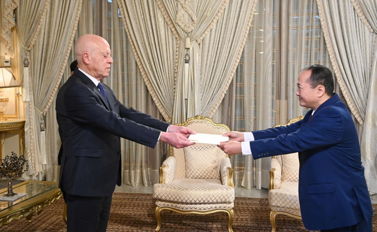 Túnez aboga por fortalecer aún más las relaciones con Vietnam