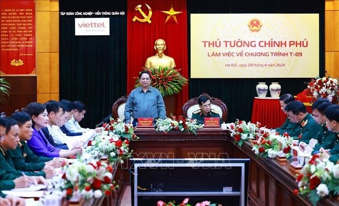 Viettel debe ser vanguardista en el desarrollo de la industria de defensa de alta tecnología, pide el primer ministro