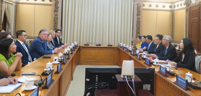 Fomentar la cooperación entre Ciudad Ho Chi Minh y el Estado de Washington