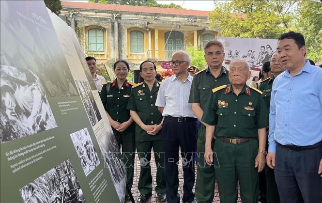 Exposición sobre legendaria ruta Ho Chi Minh sensibiliza a los jóvenes sobre la historia