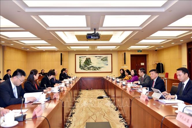 Promueven cooperación efectiva entre órganos legislativos Vietnam-China