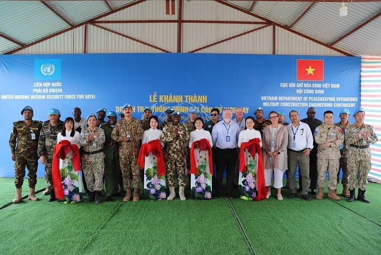 Ingenieros militares de Vietnam inauguran cuarteles inteligentes en Abyei
