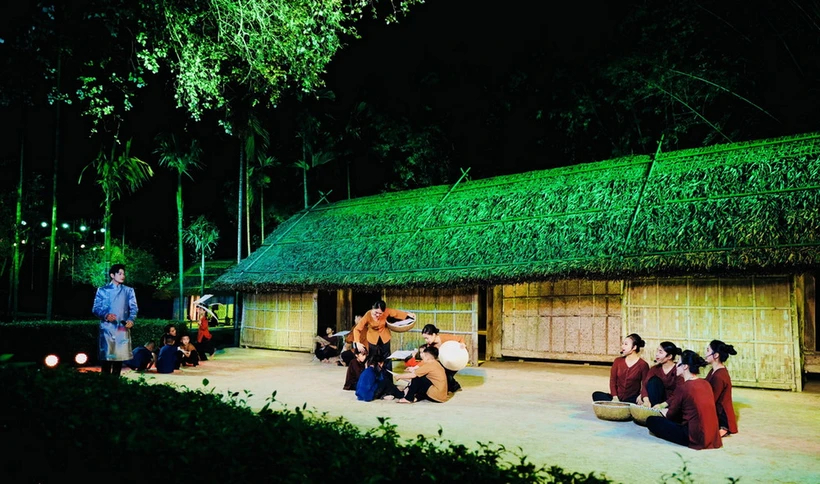 Recrear la infancia y la adolescencia del tío Ho