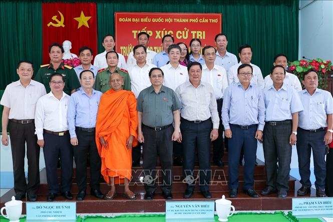 El primer ministro Pham Minh Chinh se reúne con electores de la ciudad de Can Tho