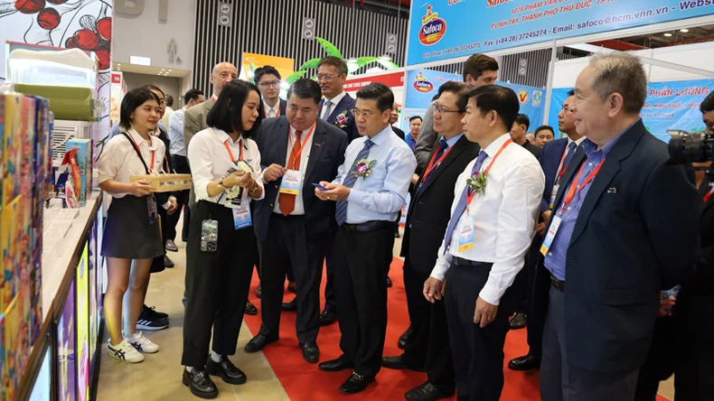 Más de 400 empresas participan en la Exposición Internacional de la Industria Alimentaria