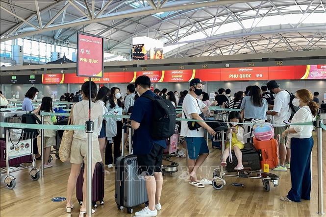 Casi 850 000 turistas surcoreanos llegan a Vietnam en abril