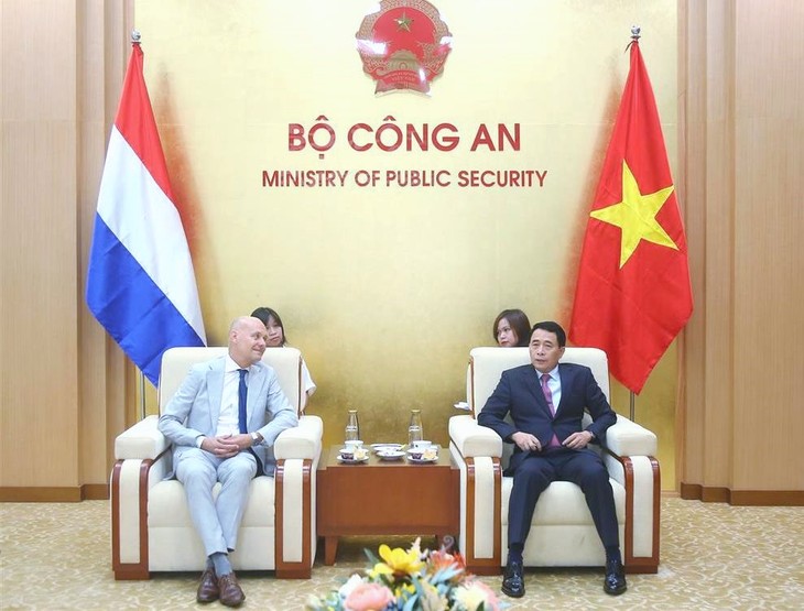 Vietnam y Países Bajos fomentan cooperación en la implementación de la Convención contra la Tortura