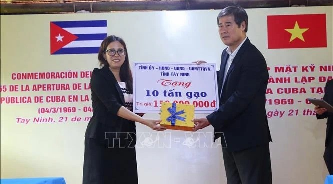 Conmemoran en Tay Ninh 55 años de fundación de Embajada de Cuba