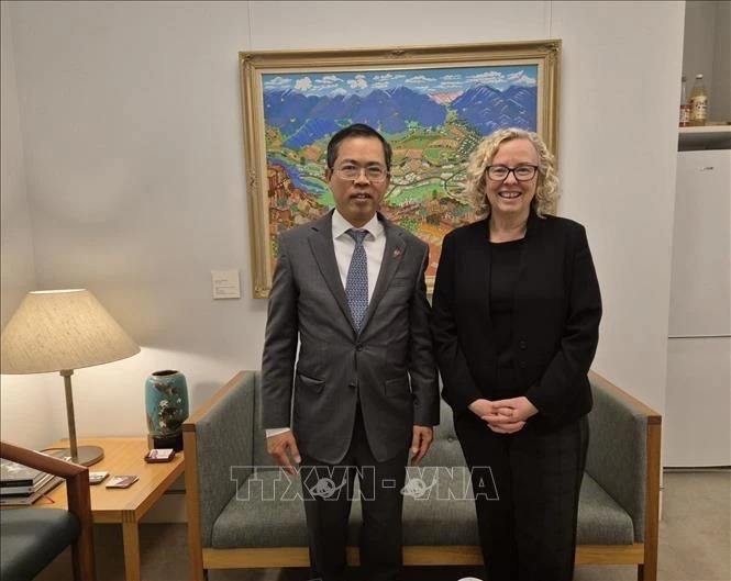 Aumenta la cooperación parlamentaria Vietnam-Australia